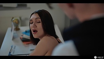 Time Freeze Porn: Young Coed Gets His Wish Fulfilled With His Teacher